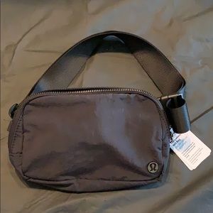 New Lululemon Everywhere Belt Bag Fanny Bag black